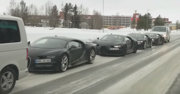 4 nové Bugatti Chiron „odstavené“ vo Švédsku? Dôvod vás pobaví