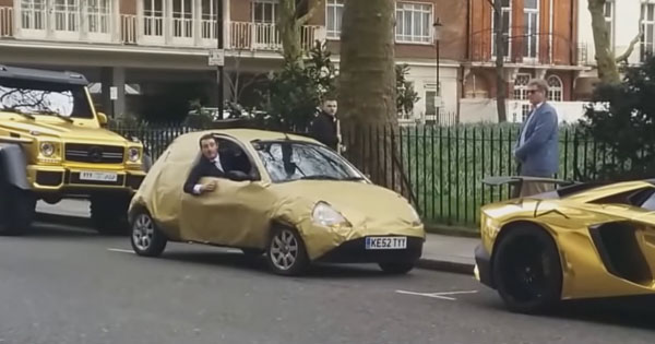 Brit s Ford KA takto zosmiešnil miliardára, VIDEO v článku