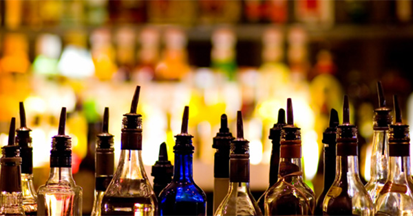 Šestina predčasných a násilných úmrtí na Slovensku je spôsobená alkoholom